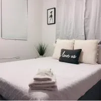 Near airport, Isla Verde, Dinning & top attractions, hotell i Carolina