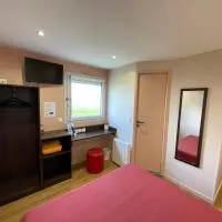 Brit Hotel St-Quentin/Nord, viešbutis mieste Sen Kantenas