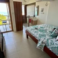 OCEAN VIEW APARTMENTs, hotel i Belmont