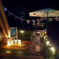 Glamping la cabaña, hotel en La Ermita