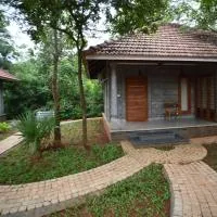 Hortus Malabaricus Garden Resort, hotel in Cheruthuruthi
