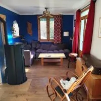 Petite chambre、エギュブランシュのホテル
