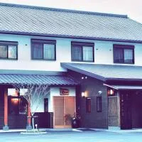 まなべ旅館 – hotel w mieście Sukumo