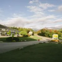 Town & Country Inn & Resort, hotel di Gorham