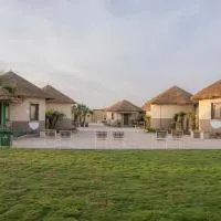 The Fern Seaside Luxurious Tent Resort Diu, hotelli kohteessa Diu