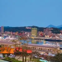 Evergreen Laurel Hotel - Keelung، فندق في كيلونغ