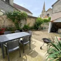 Le Clos du Roi - Bail Partner, hotel en Coulanges-la-Vineuse