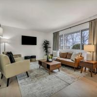 NEW! Modern Retreat Near CLE-Game Room-Renovated, hotel poblíž Mezinárodní letiště Cleveland Hopkins - CLE, Berea