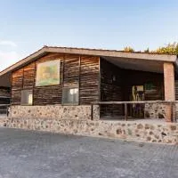 Hostal - Bungalows Camping Cáceres, Hotel in Cáceres