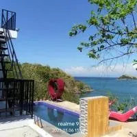 Masamirey Hilltop Cottage with Mini Pool and Beach Access & WIFI، فندق في Sual