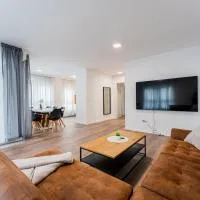 Flex SelfCheckIns 100 - Zagreb - 2 Bedrooms - Parking - Loggia, hotel em Velika Mlaka