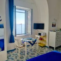 Atrani Mare Fuori appartamento sul mare, hotel em Atrani