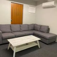 Akubra Downs, Yeppoon -Cottage 3 bedroom، فندق في Cawarral