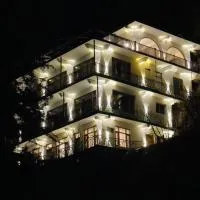 The Thatch, hotell i Nagar