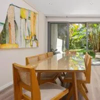 1405 Tranquil Beachside Villa, hotel sa Magenta