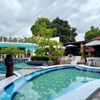 Vincent Resort Hotel โรงแรมในอังเฮเลส