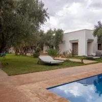 Marrakech में, होटल Villa avec piscine chauffée Eden Marrakchi