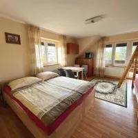Pod Jednym Dachem, hotel en Skawa