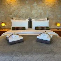 Inu # Wait 'N Sea, Jacuzzi, Luxury Stone House, hotelli Epanomissa