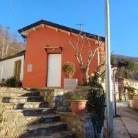 B & B Sotto al lago,Nemoli的飯店