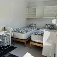 Möbilierter Wohncontainer für bis zu 2 Personen in der Gemeinde Rutzenham, hotel u gradu 'Rutzenham'