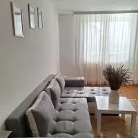 Surčin Apartment, khách sạn ở Ledine