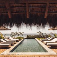 Casa de Mayo A Luxury Beachfront Villa in Mexico with Private Pool and Beach Access, Hotel in Mazunte