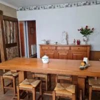 Gîte Ouillypontain, hotel sa Pont-d'Ouilly