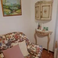 Casa dei Nonni, hotel em Venturina Terme