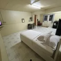 Old Town Studio with Separate Affiliated Pool House, hotel a Old Towne
