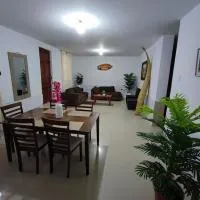 GoodWaves Surf Hostel, מלון בהואנצ'אקו