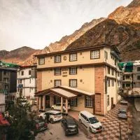 New Hotel Snow Crest, hotel din Badrinath