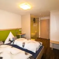 Landgasthof Kreuz Königsheim, hotel en Königsheim