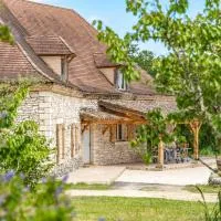Authentic Charming House WIFI Swimming Pool 10 ppl, хотел в Beaumont-du-Périgord