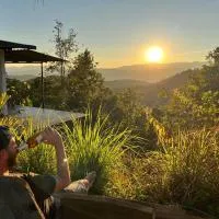 Monsonkeang Camping view ม่อนสันเกี๋ยง, viešbutis mieste Mae Chaem