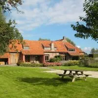 Petrus Wittebrood Hoeve, хотел в Dikkelvenne