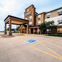 Comfort Inn & Suites Independence, хотел в Independence