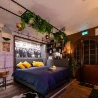 Suite Prohibition - Love & atypique room sauna & spa, khách sạn ở Issoudun