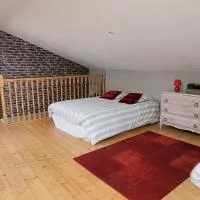 Ressources et Résonances, hotel u gradu Lencloître
