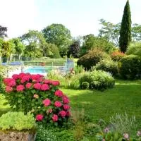 Gîtes Cinéma Piscine proche de Saint Emilion, хотел в Saint-Pey-de-Castets