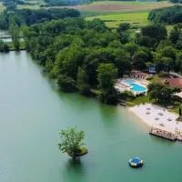 Whaka Lodge Luxury Camp, hotell i Seissan