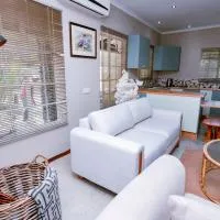 The Bush Cottage at Mokolodi Gaborone, hotel a Gaborone