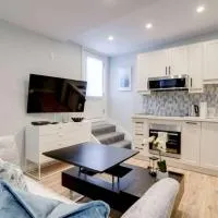 토론토에 위치한 호텔 Casa Queen Hotel Leslieville Stylish Suite w Patio