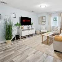 Sky House, hotel near Zephyrhills Municipal Airport - ZPH, Zephyrhills