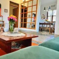 Goodtimewithfar House, hotel em Moshi