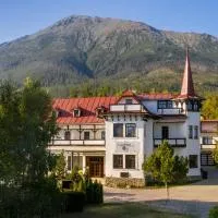 APLEND Villa Dr Szontagh Est 1876, hotel i Starý Smokovec