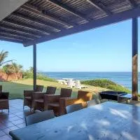 Salties Beach House KwaZulu-Natal, hotel di Pantai Sheffield