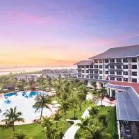 Vinpearl Cua Hoi, Affiliated by Meliá, hotel u gradu Cửa Lò