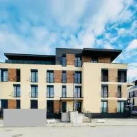 Apartmán s parkovacím miestom v garáži, hotel Nyitrán