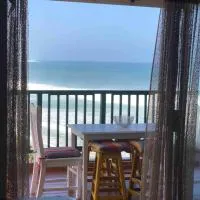 Lovely 3 bedroom holiday home with ocean view, hotel a Southbroom